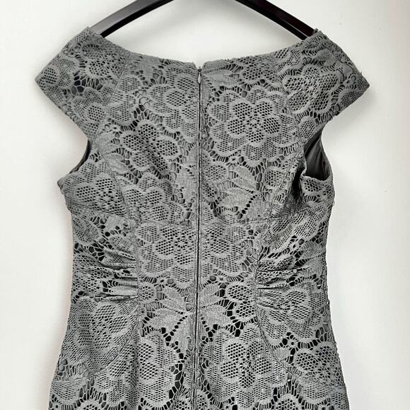 Adrianna Papell Gray Lace Sheath Dress Sz 8 Formal Cocktail Wedding Fitted - Picture 9 of 11